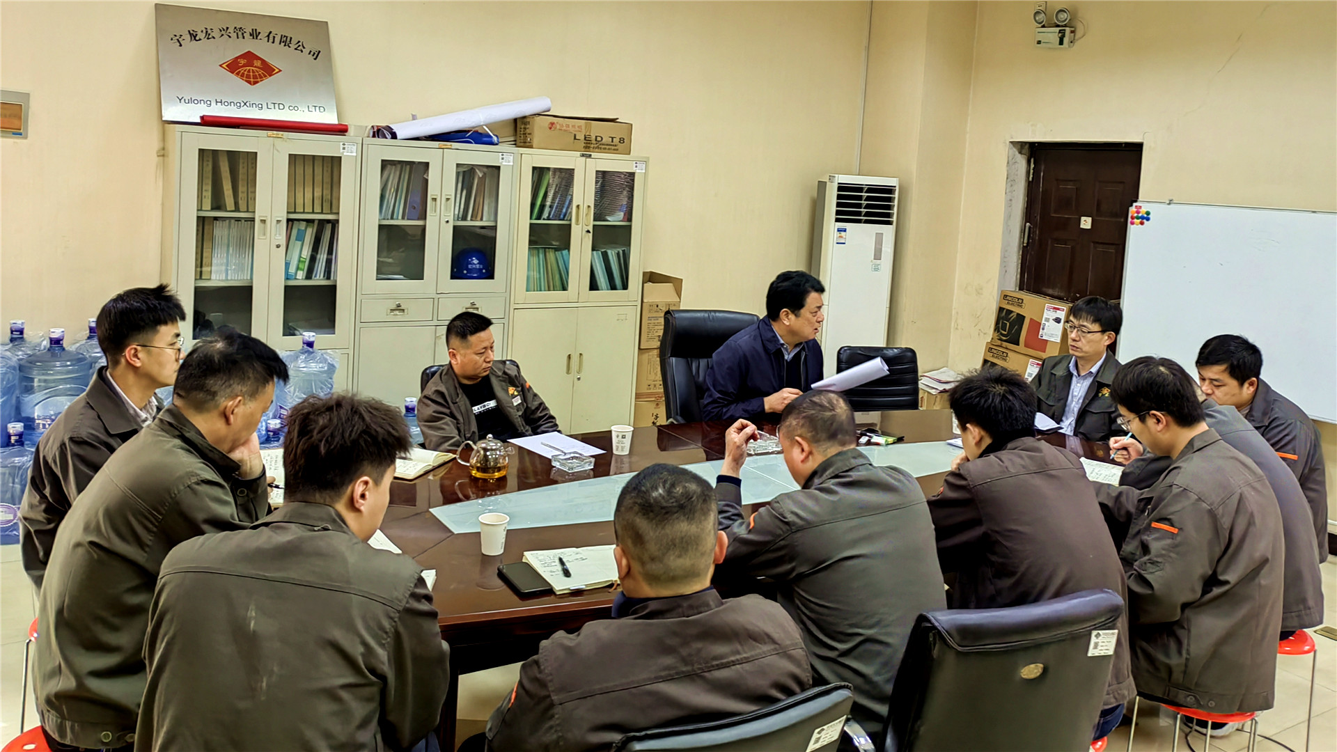 完善制度建設(shè)，推進(jìn)業(yè)務(wù)工作_副本.jpg